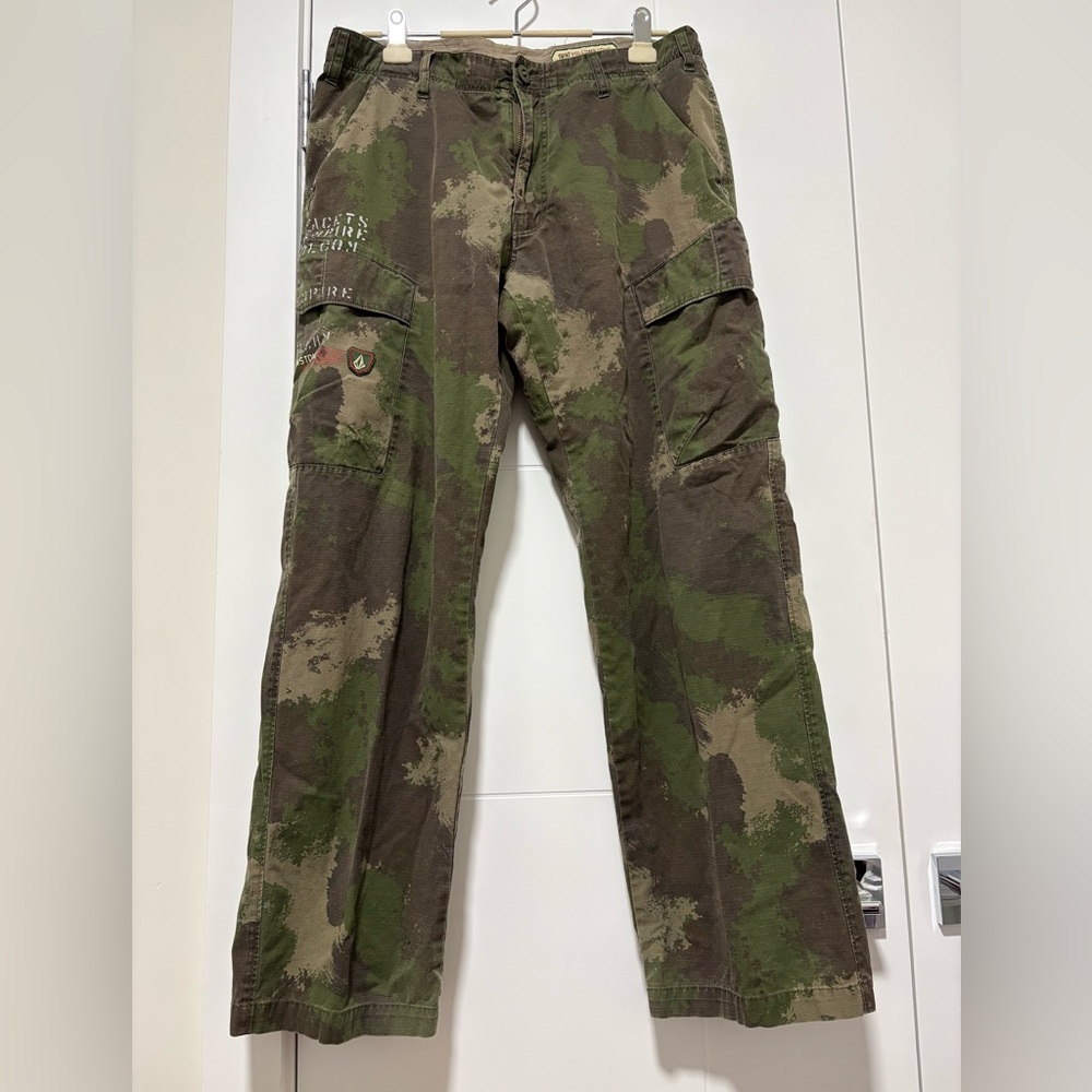 Volcom Green and Brown Cargo Pants